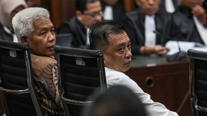 Terdakwa kasus dugaan tindak pidana pencucian uang (TPPU) Don Ritto (kanan) dan Nurman Herin (kiri) menjalani sidang lanjutan di Pengadilan Tipikor, Jakarta, Rabu, 14 Oktober 2026. Sidang tersebut beragendakan penyampaian nota perlawanan dari kedua t