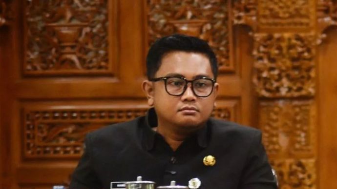 Bupati Kabupaten Klaten Hamenang Wajar Ismoyo menghadiri proses Pemungutan Suara Pemilihan Wakil Bupati Klaten Sisa Masa Jabatan Tahun 2025-2030 di Kantor DPRD Kabupaten Klaten, Jawa Tengah, Rabu (26/8/2026).