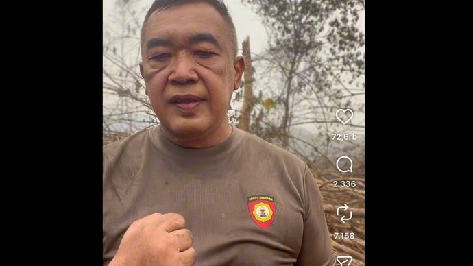 Iptu Agus, polisi yang memadamkan asap karhutla hingga terkena ISPA dan kehilangan suara. 