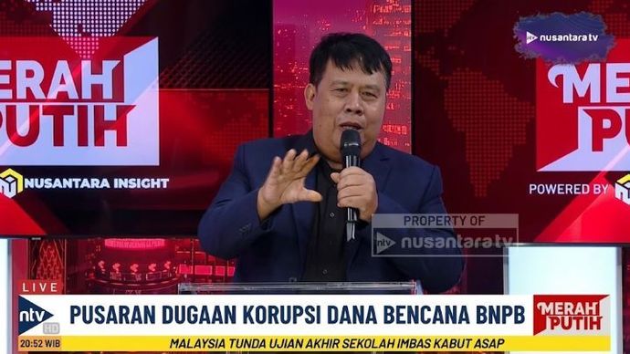 Direktur Eksekutif Center for Budget Analysis, Uchok Sky Khadafi dalam program MERAH PUTIH di Nusantara TV