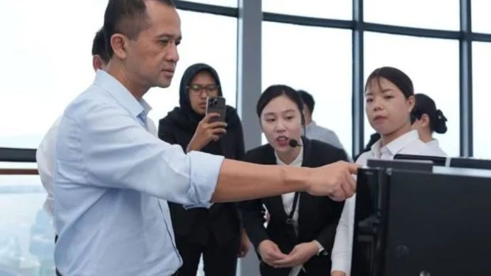 Menteri Transmigrasi Muhammad Iftah Sulaiman