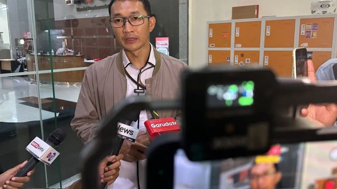 Juru Bicara Komisi Pemberantasan Korupsi Budi Prasetyo memberikan keterangan di Gedung Merah Putih KPK, Jakarta, Senin (14/9/2026)