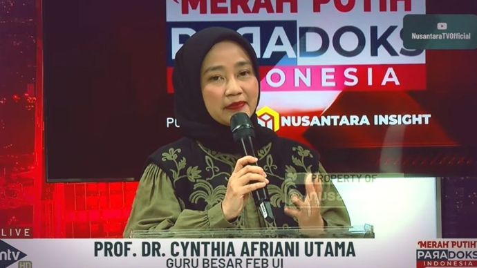 Guru Besar Fakultas Ekonomi dan Bisnis Universitas Indonesia (FEB UI), Prof. Cynthia Afriani Utama saat menjadi narasumber dalam program "MERAH PUTIH" di Nusantara TV, Jumat (23/10/2026).