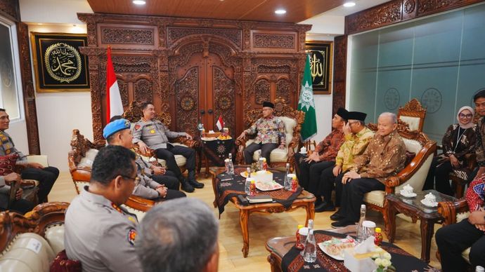 Kapolri Silaturahmi dan Sinergi dengan PP Muhammadiyah