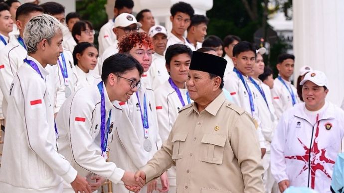 Penyerahan bonus bagi atlet dan pelatih Asian Games ke-20 dan Asian Para Games ke-5 dilakukan di hadapan Presiden Republik Indonesia Prabowo Subianto di Istana Negara, Jakarta, Kamis, 29 Oktober 2026. (Foto: Dok/Istimewa/BRI)  