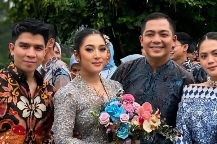 Selamat! Ade Govinda Resmi Lamar Sang Kekasih di Bandung - Ntvnews.id