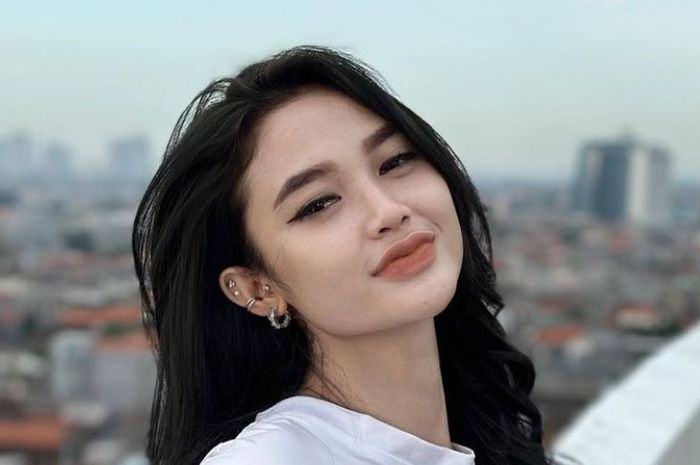 Profil Arlida Putri Pedangdut Cantik Yang Ngaku Dirawat Seorang Waria Ntvnewsid 