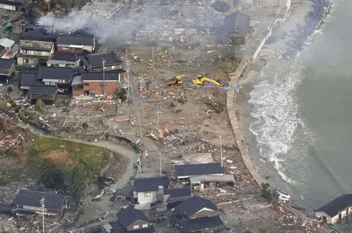 Megathrust 9 M dan Tsunami Raksasa Segera Hantam Selatan Jawa