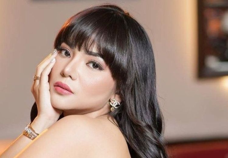 Cerita Dinar Candy Ngaku Kena Santet hingga Perut Membesar