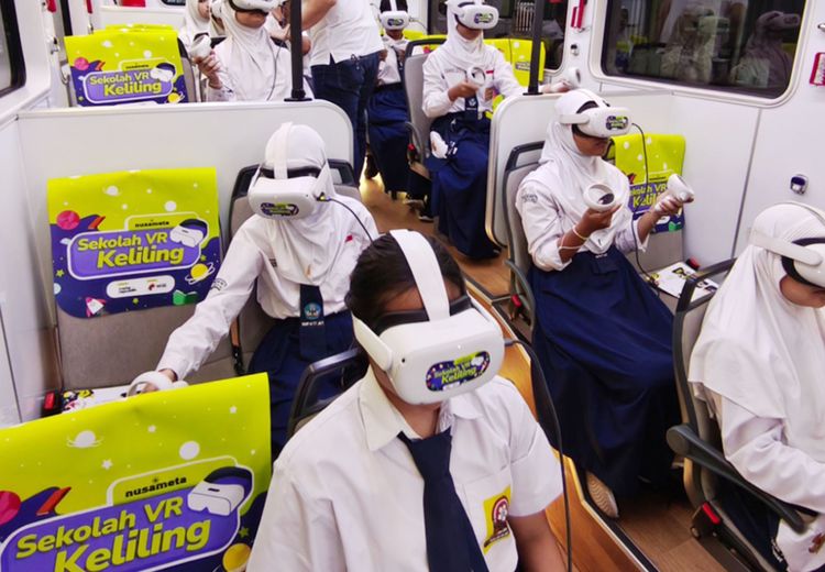 Bus Sekolah VR Pertama di Indonesia Sasar 2 Juta Siswa per Tahun, Pintu Masa Depan Pendidikan Indonesia 