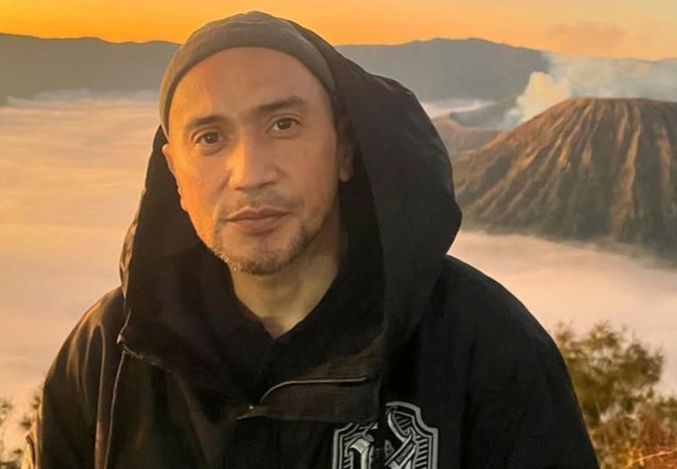 Gary Iskak Sempat Tabrak Pohon Lalu Terpelanting di Pesanggrahan Jaksel
