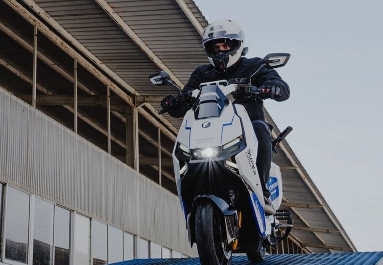 Ofero Luncurkan Stareer 5 Lit, Sepeda Listrik Premium dengan Daya Jelajah 130 Km