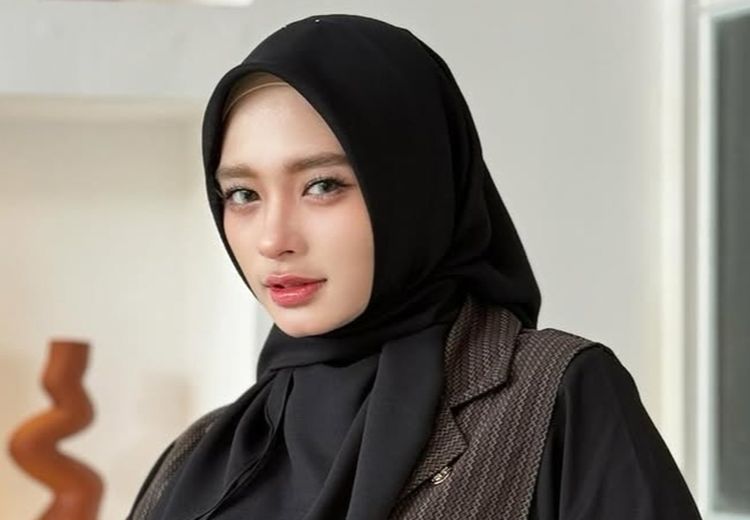 Inara Rusli Ganti Nama Panggung Jadi Inarasati