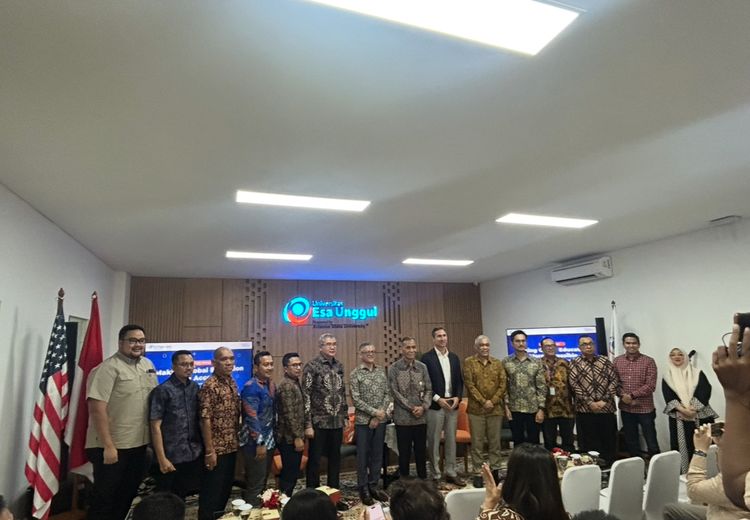 Perluas Akses Pendidikan, Universitas Esa Unggul Luncurkan International College di Global Innovation Hub Jakarta Selatan
