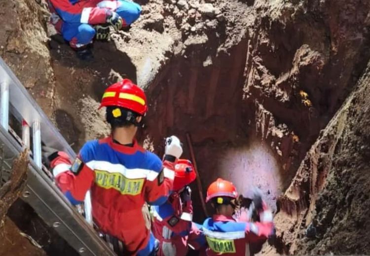 Bocah 4 Tahun Tewas Usai Terperosok ke Lubang Proyek Tebet Jaksel Selama 4 Jam