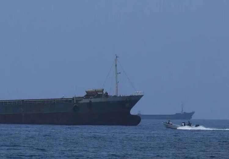 Lalu Lintas Kapal di Selat Hormuz Melambat Usai Eskalasi AS-Iran
