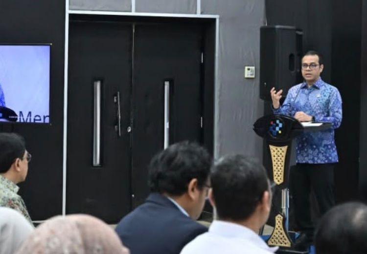 Wamen Nezar Patria Tekankan Komunikasi Efektif Jadi Kunci Bangun Kepercayaan Publik