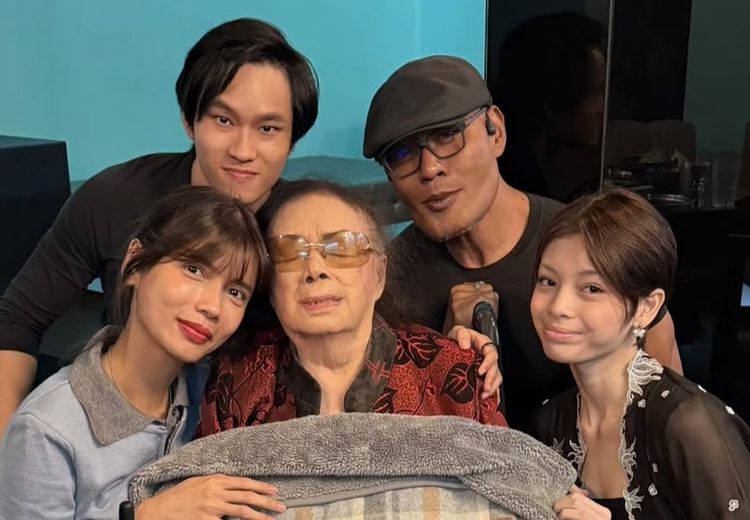 Ibunda Deddy Corbuzier Meninggal Dunia