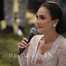 5 Potret Sungkeman Luna Maya Pakai Adat Jawa