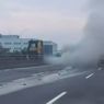 Kecelakaan di Tol Wiyoto Wiyono, Truk Tangki Ringsek sampai Keluarkan Asap