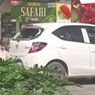 Kesal Istrinya Selingkuh, Suami Hancurkan Mobil Sendiri di Jalanan
