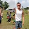 Momen Emil Audero Main Bola Bareng Bocah-bocah di Lombok