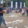 Ribuan Warga Padati Monas saat HUT Bhayangkara, Sisakan Sampah Berserakan