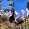 Viral Rombongan Warga Berbaju Putih Gelar Ritual dan Salat Jumat di Puncak Gunung Lawu