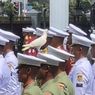 Momen Merpati Hinggap di Kepala Pasukan Upacara HUT ke-80 RI di Istana