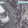 Video Detik-detik Mobil Brio Putih Jadi Sasaran Amukan Massa Pendemo di Pejompongan