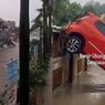 Banjir Parah Hantam Denpasar, Rumah Terendam hingga Bangunan Ambruk