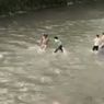 Viral Video Menteri Keuangan Nepal Diarak Telanjang hingga Masuk Sungai