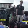 Viral! Aisar Khaled Diusir Saat Serahkan Bantuan Banjir di Bali, Warga: Pergi, Pergi