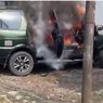 Mobil KIjang Terbakar di Mall Plaza Shinta Kota Tangerang