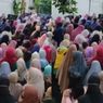 Begini Suasana Warga Serbu Bazar Beras Murah di Tanjung Barat Jakarta Selatan