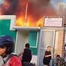 VIDEO:: Kebakaran Rumah di Setiabudi Jaksel, Warga Selamatkan Barang-barang
