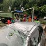 Mobil Kontraktor Ringsek Tertimpa Pohon di Halaman Kantor Wali Kota Jakarta Utara
