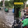 Banjir Rendam Jalan Antasari Jaksel, Pemotor Tak Bisa Melintas Bikin Macet