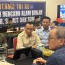 Mensesneg Prasetyo Hadi Tinjau Posko Bantuan Sumatera di Halim Sebelum Terbang ke Sumut
