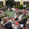 TPS Liar Ditutup, Puluhan Gerobak Sampah Dibuang ke Kantor Kelurahan Kebalen Bekasi