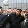 Fakta-fakta Hubungan Membaik, Xi Jinping Terima Bola Arsenal vs Manchester United dari PM Inggris