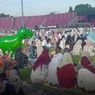 Ribuan Umat Muslim Salat Id di Stadion Brawijaya Hari Ini