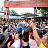 Datangi Bantaran Kereta di Kawasan Senen, Prabowo: Tekad Saya Sediakan Hunian Layak