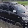 VIDEO: Sopir Mabuk, Mobil APV Terjun ke Sawah Babelan Bekasi