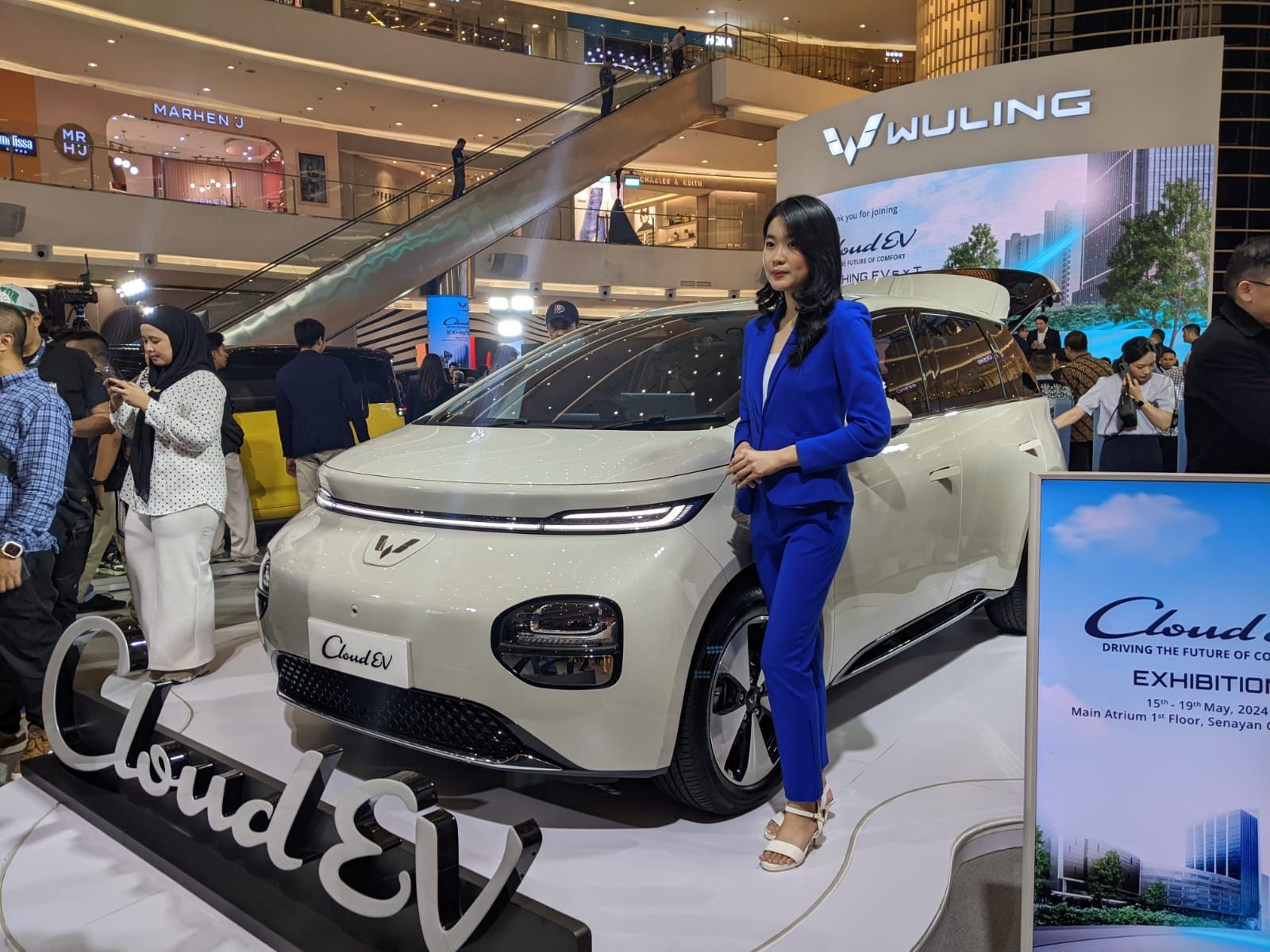 Wuling Cloud EV