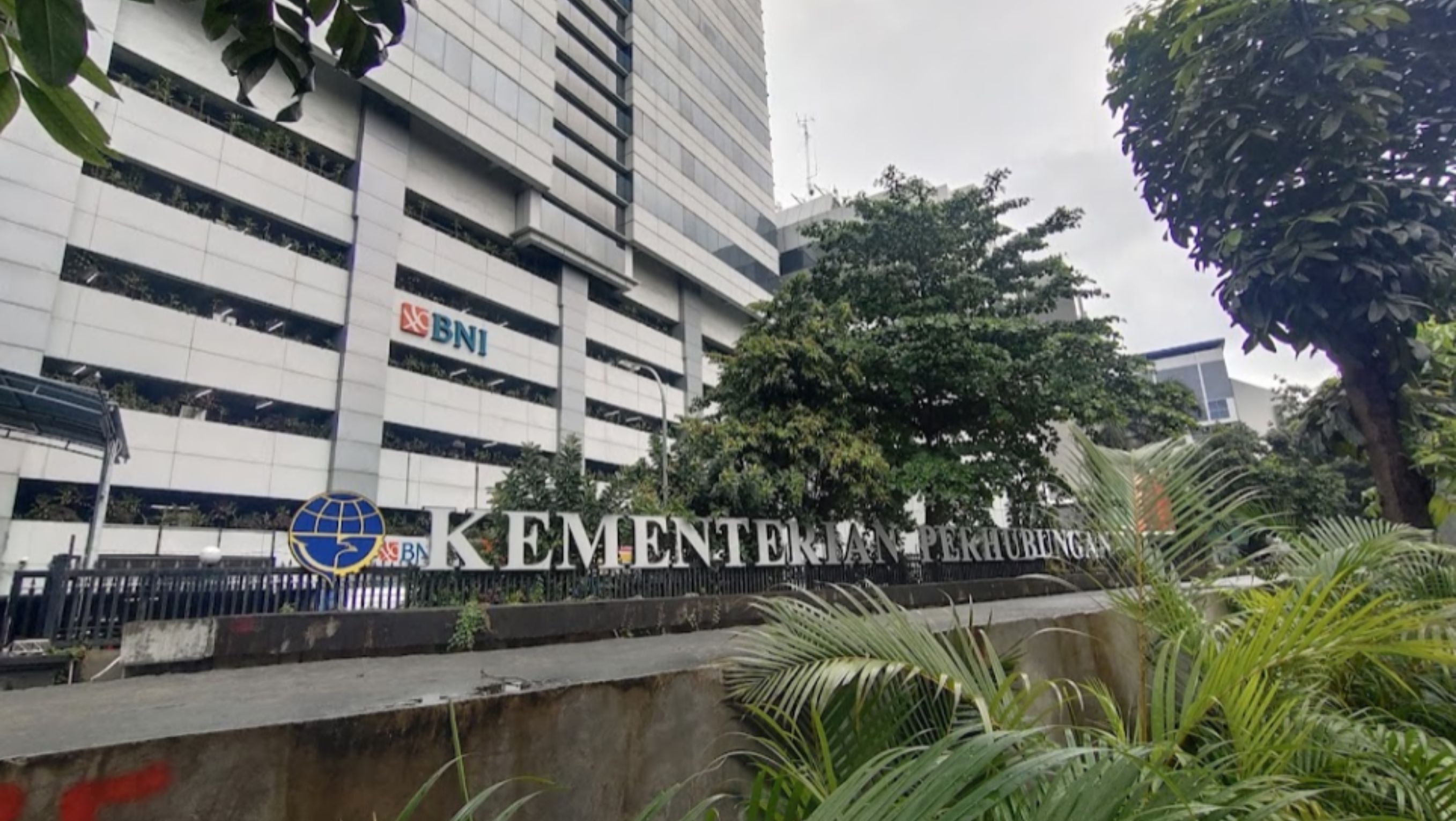 Kantor Kementerian Perhubungan (Kemenhub) <b>(Google Maps)</b>