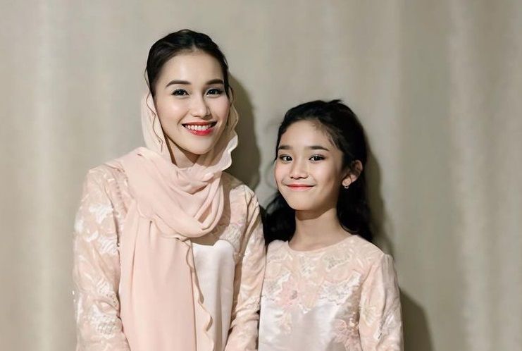 Ayu Ting Ting dan Bilqis <b>(Instagram Ayu Ting Ting)</b>