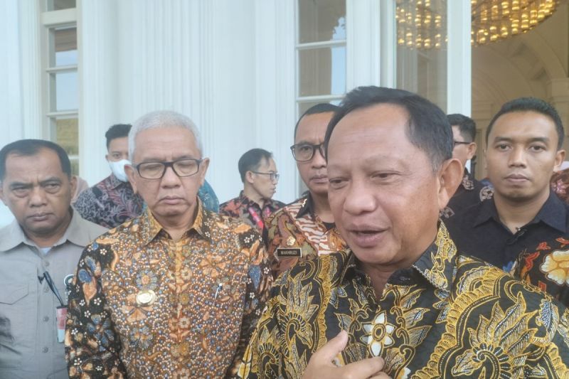 Ketua BNPP sekaligus Menteri Dalam Negeri Tito Karnavian di Gedung Tri Brata, Kamis (6/6/2024). (ANT <b>((ANTARA/Walda Marison))</b>