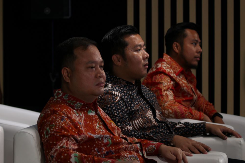 Para Direksi PT ISN-NT Corp, Dimpos Giarto Valentino, Randy Monthonaro dan Tommy William turut menghadiri penandatanganan kontrak kerja sama PT ISN-NT Corp dan MCC International