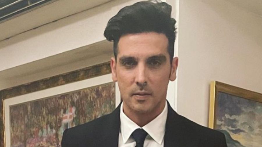  Zayed Khan <b>(IG itszayedkhan)</b>